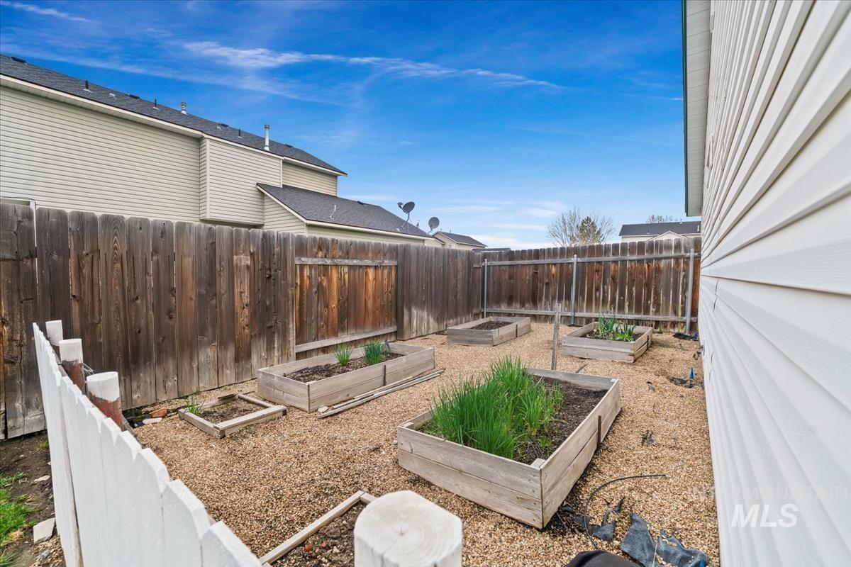 2009 Queen Anne Drive