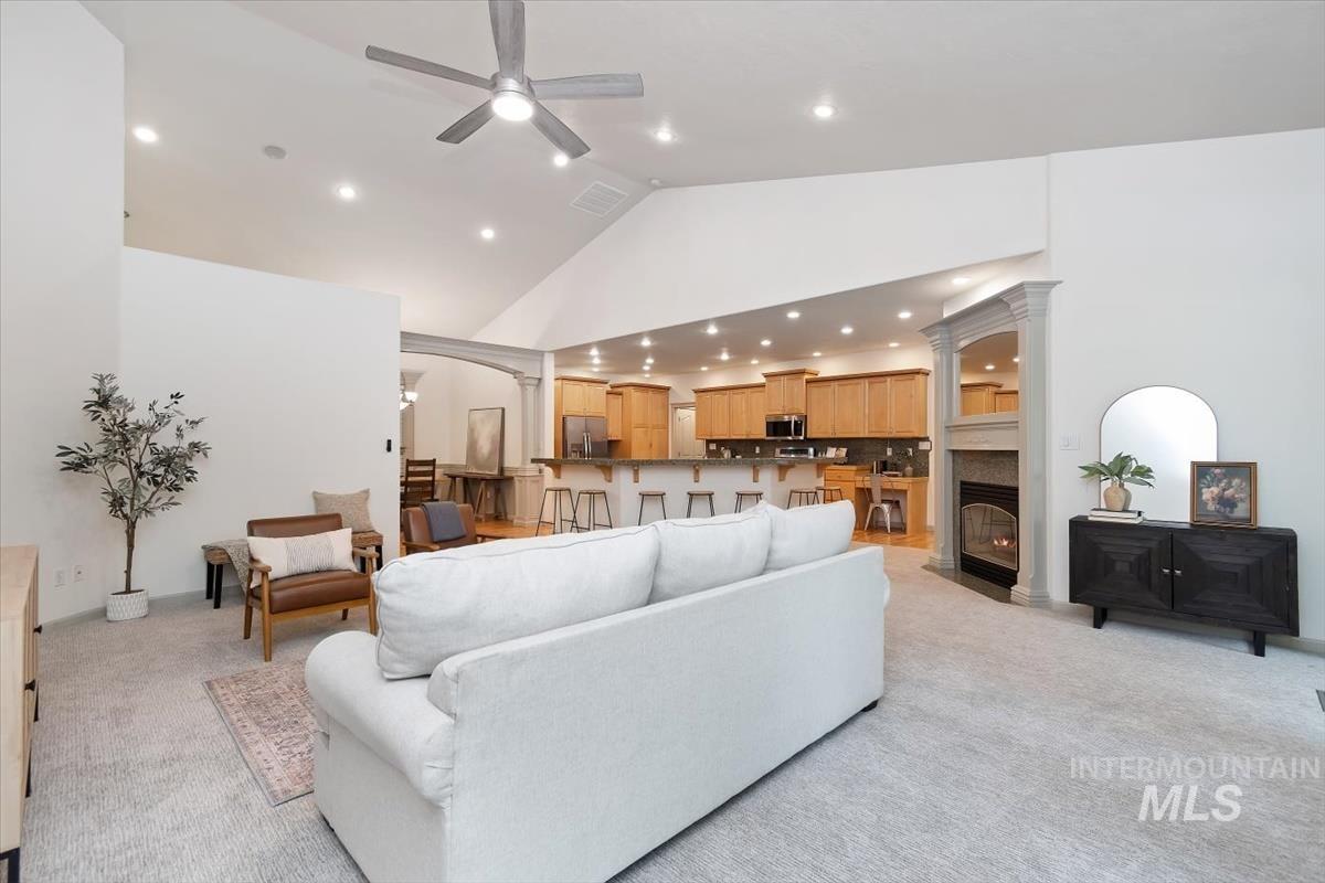 1420 W Powder Ct