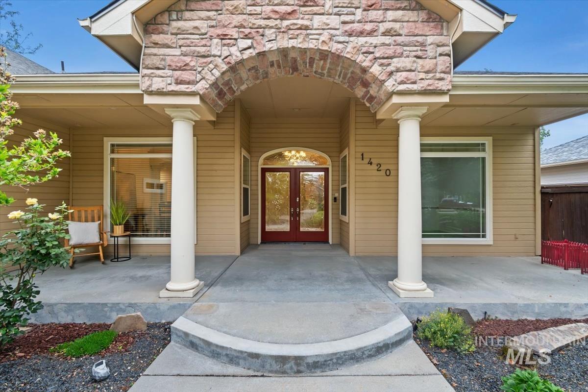 1420 W Powder Ct