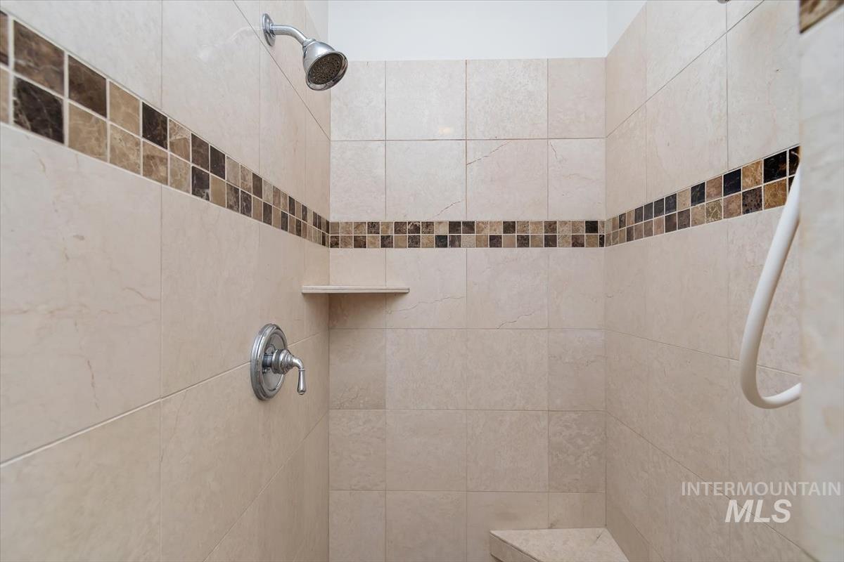 1420 W Powder Ct