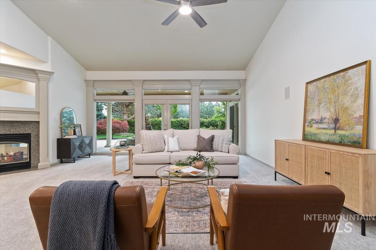 1420 W Powder Ct