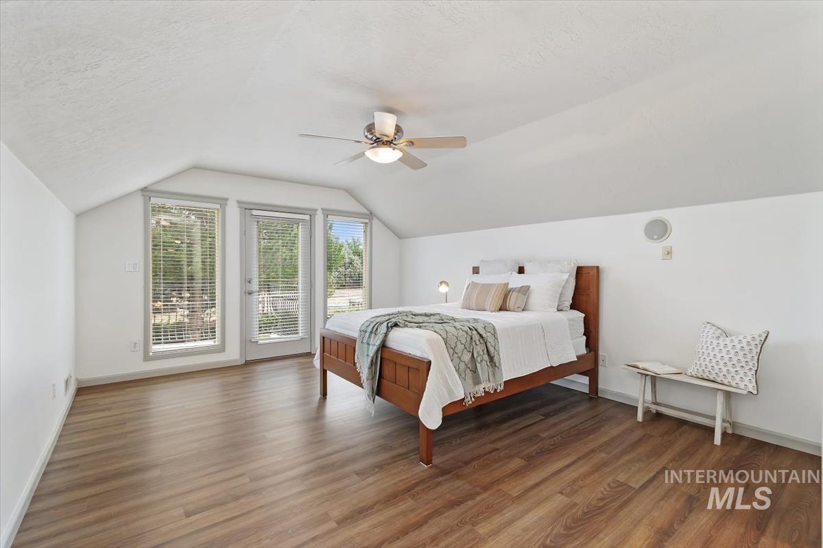 1420 W Powder Ct
