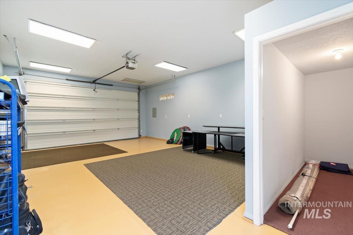 1420 W Powder Ct