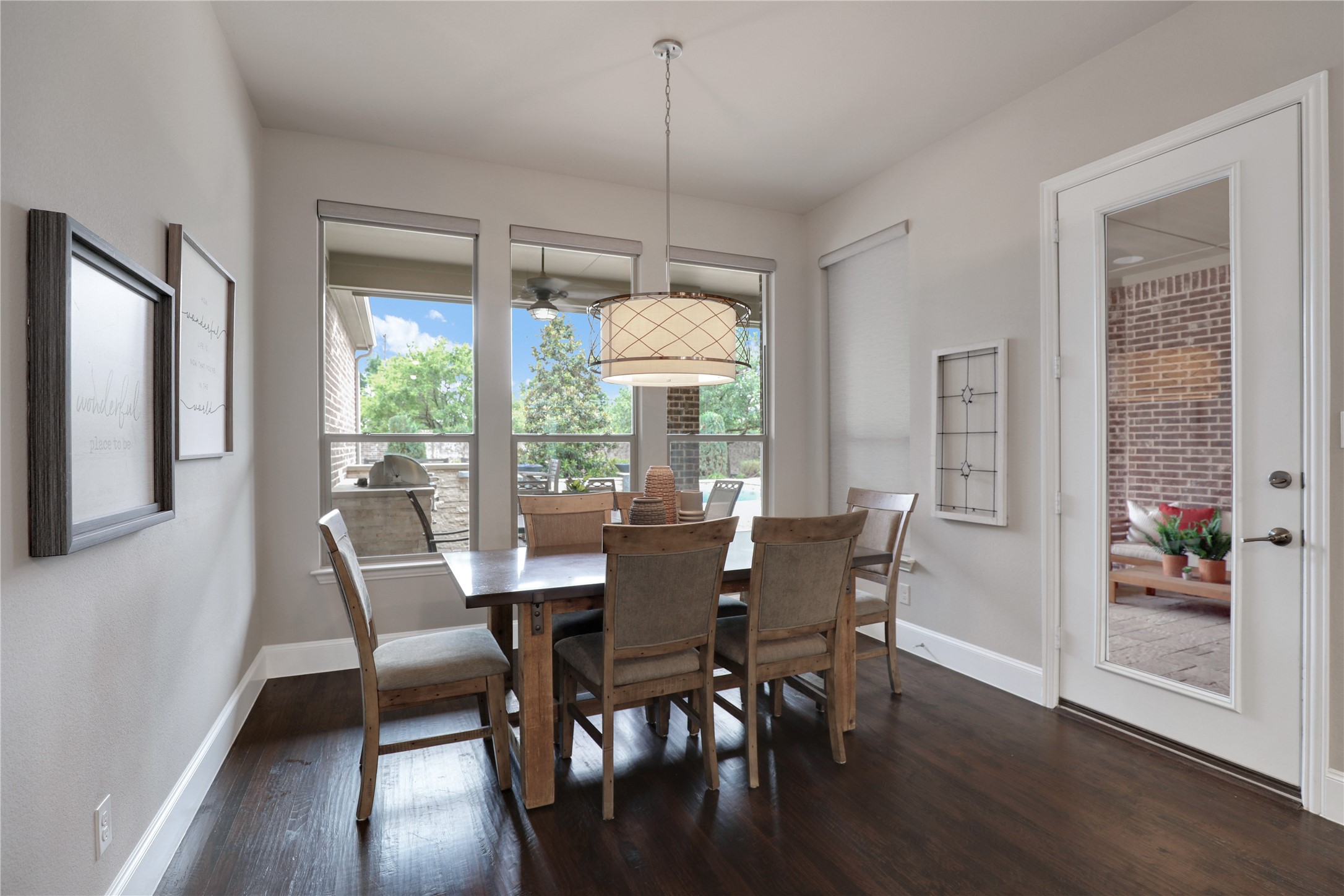 1304 Capilano Way