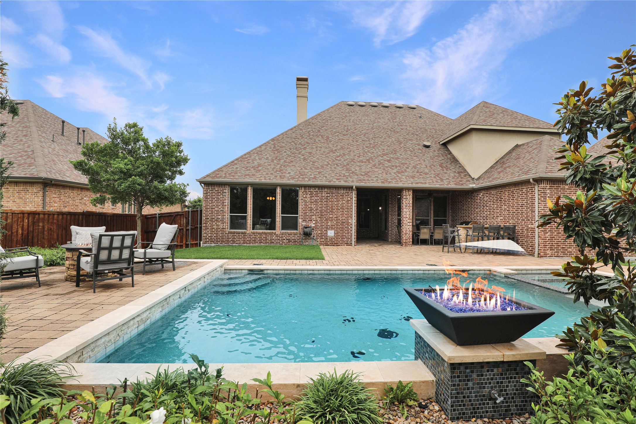 1304 Capilano Way