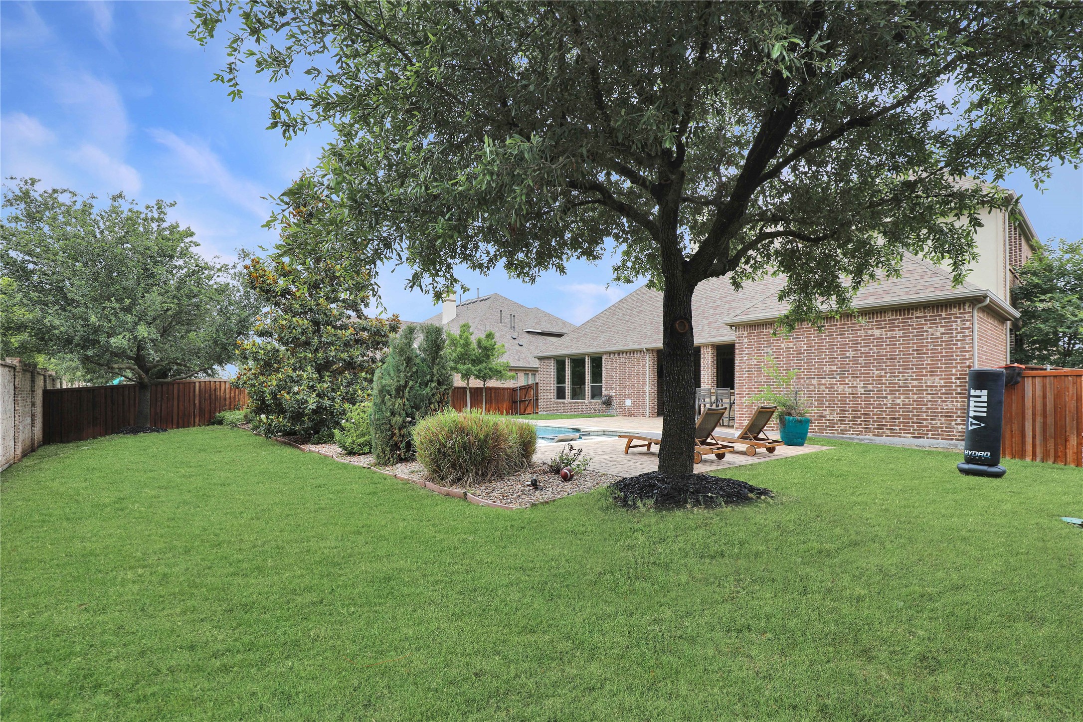 1304 Capilano Way