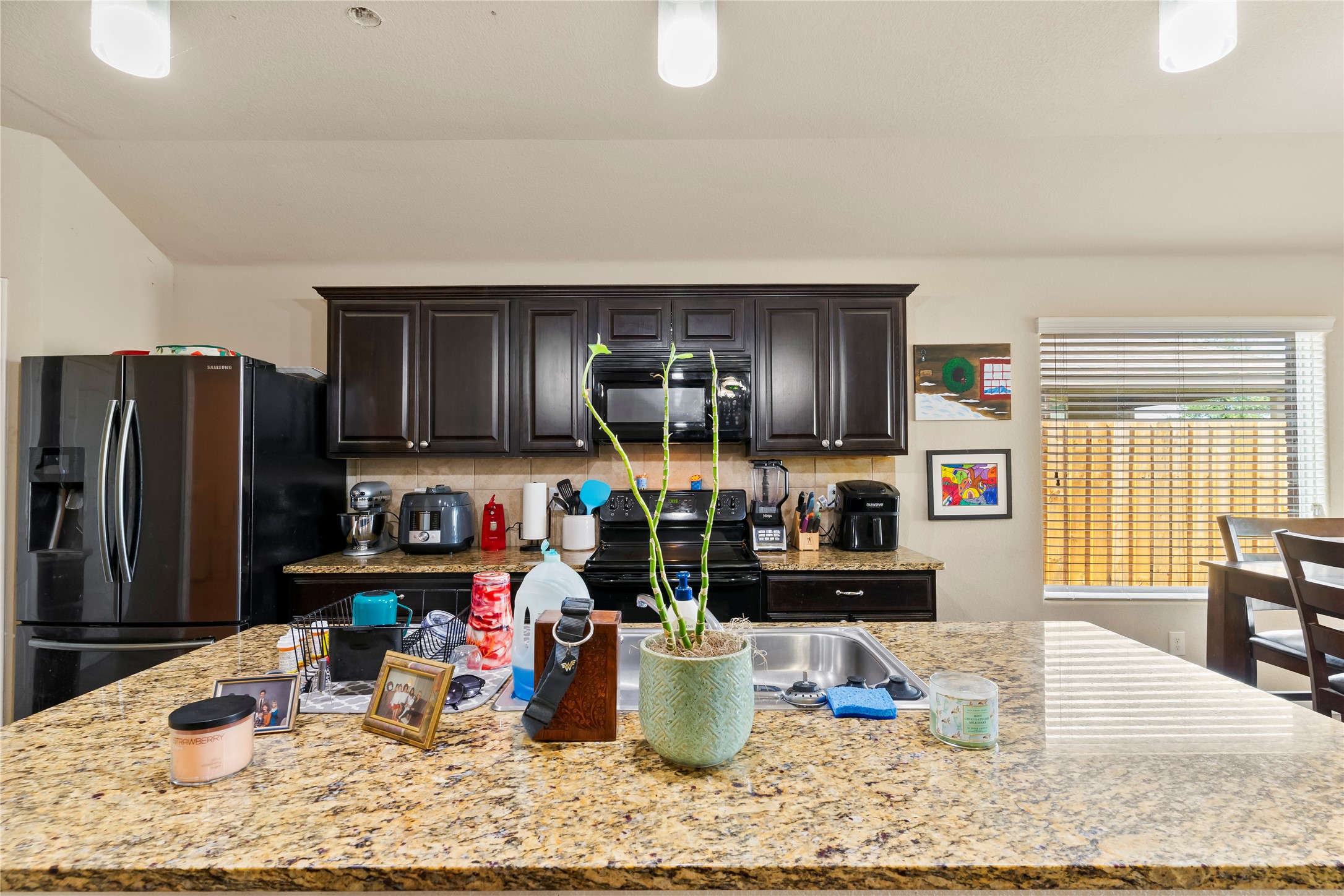 305 Pimlico Way