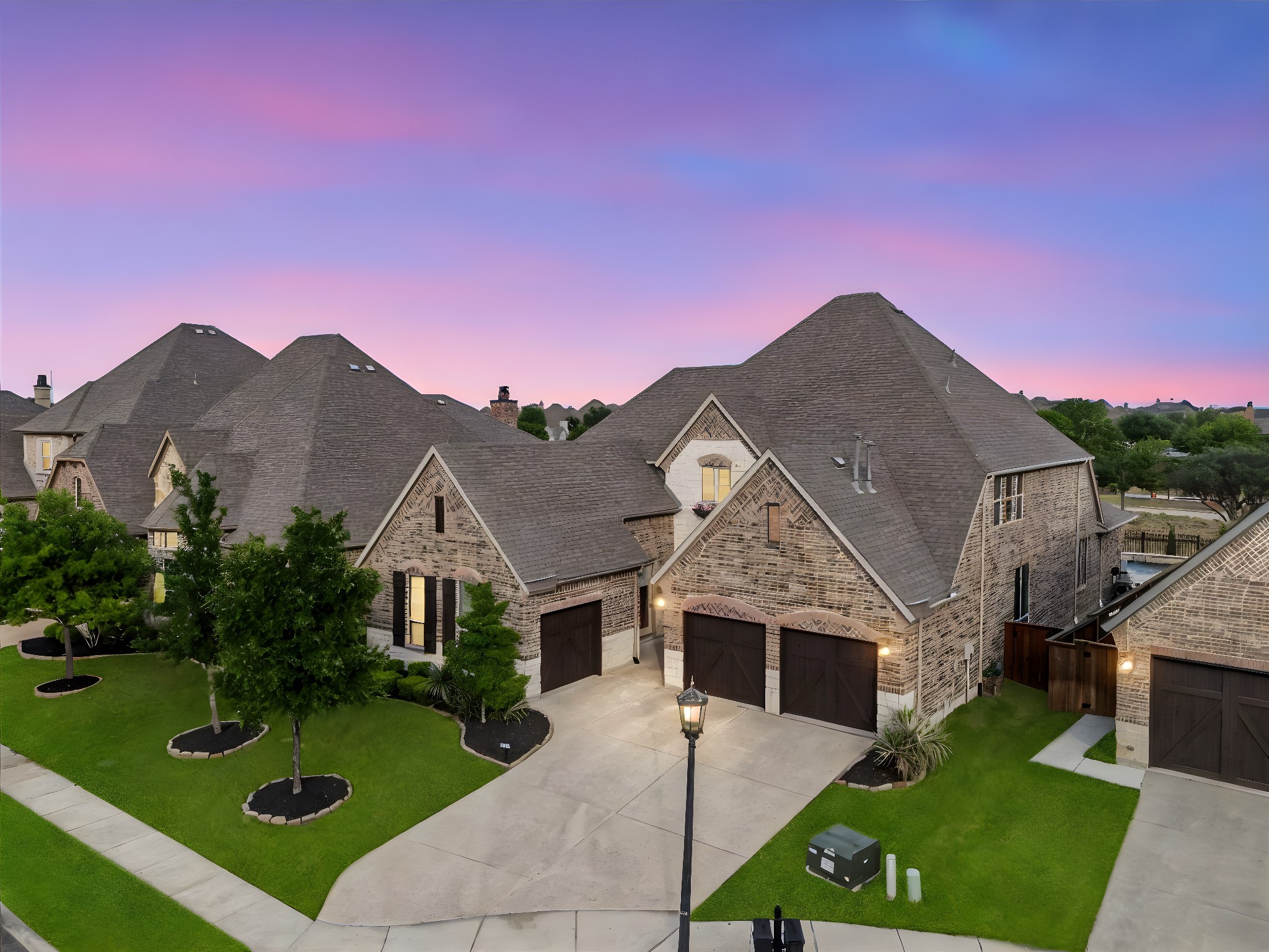 2908 Ballater Court
