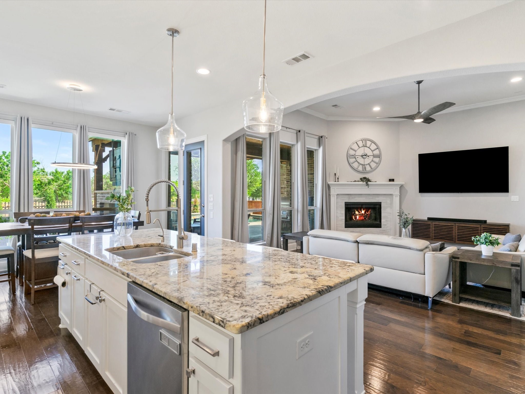 2908 Ballater Court