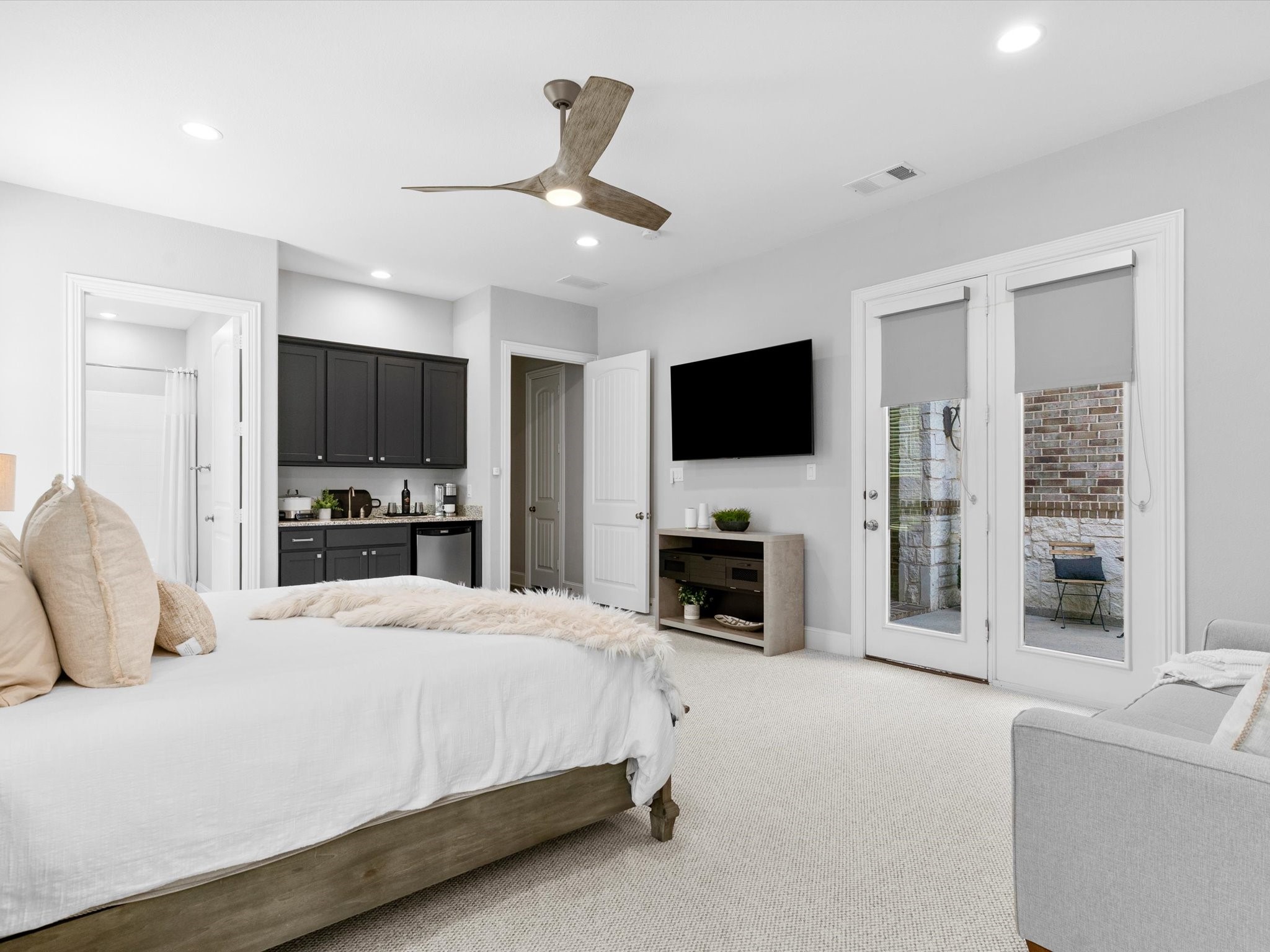 2908 Ballater Court