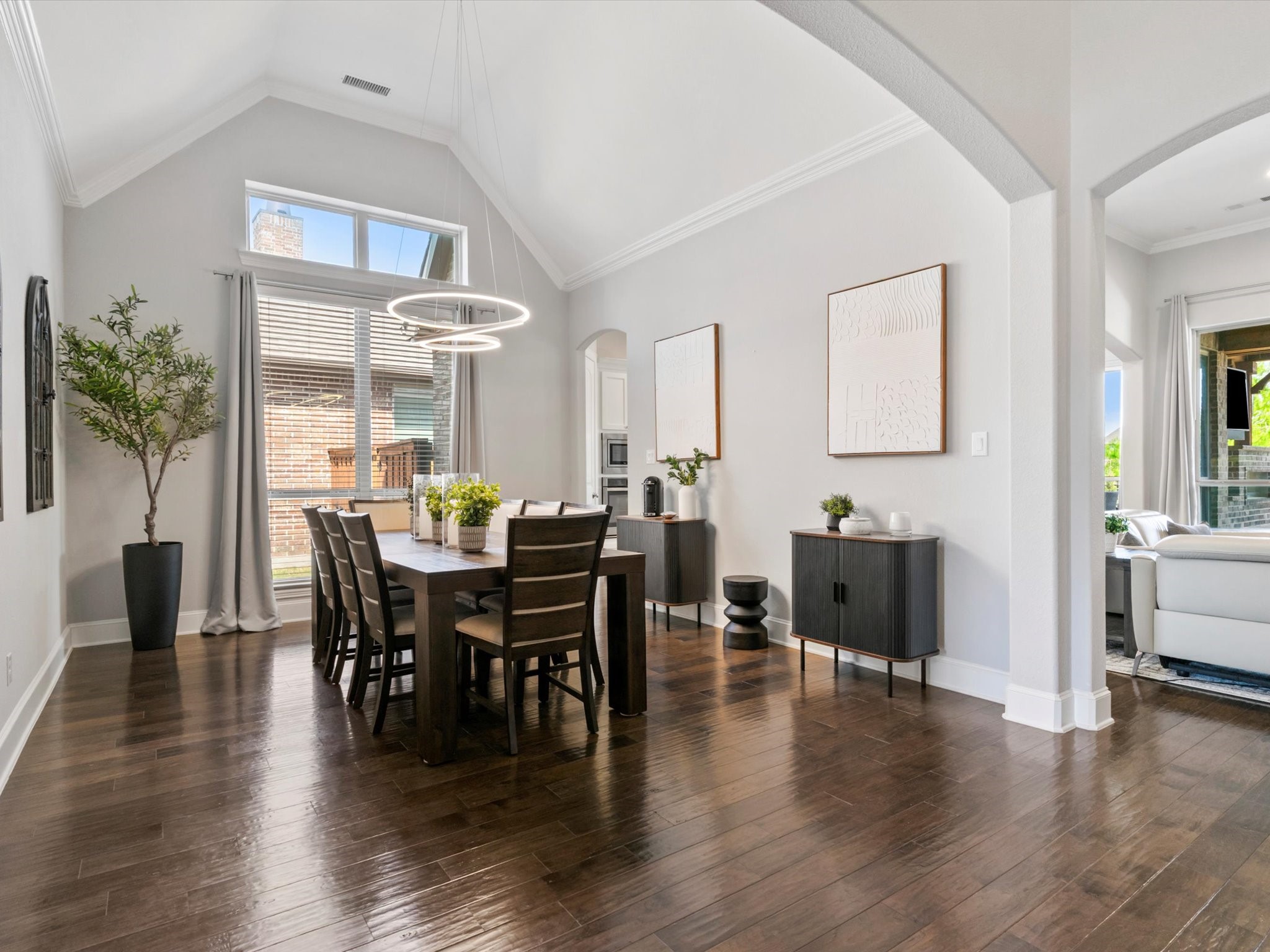 2908 Ballater Court