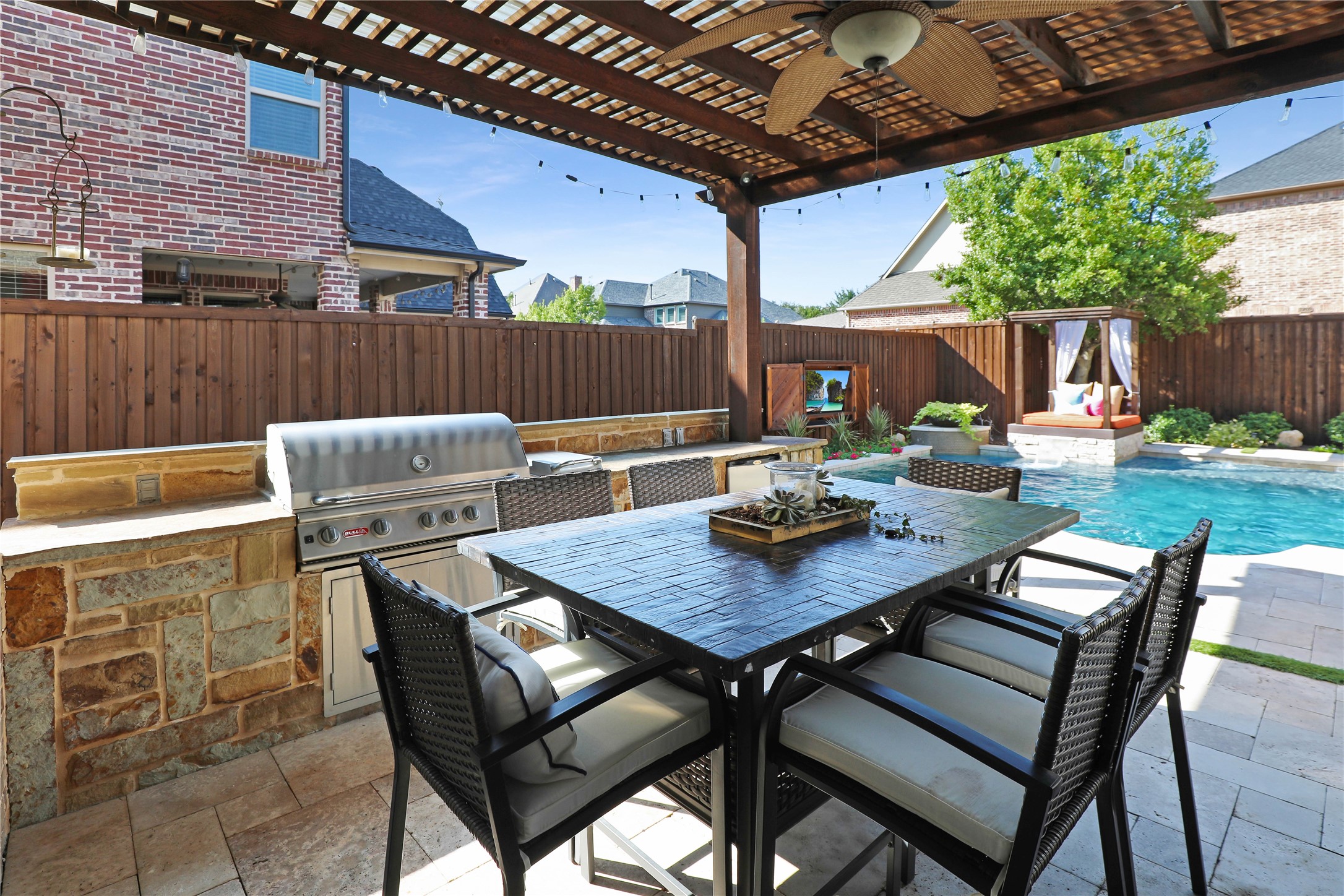 2212 Hague Drive