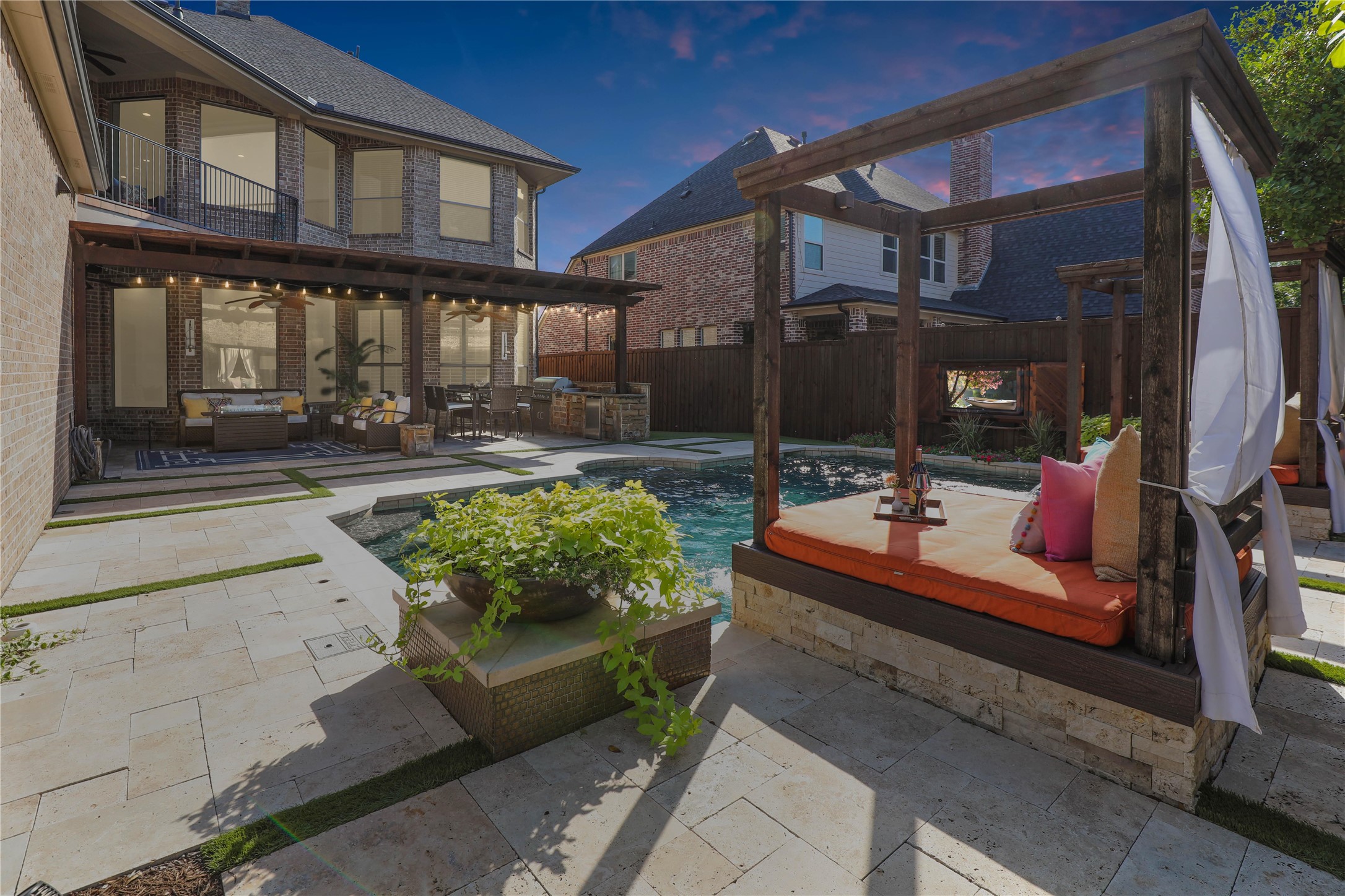 2212 Hague Drive