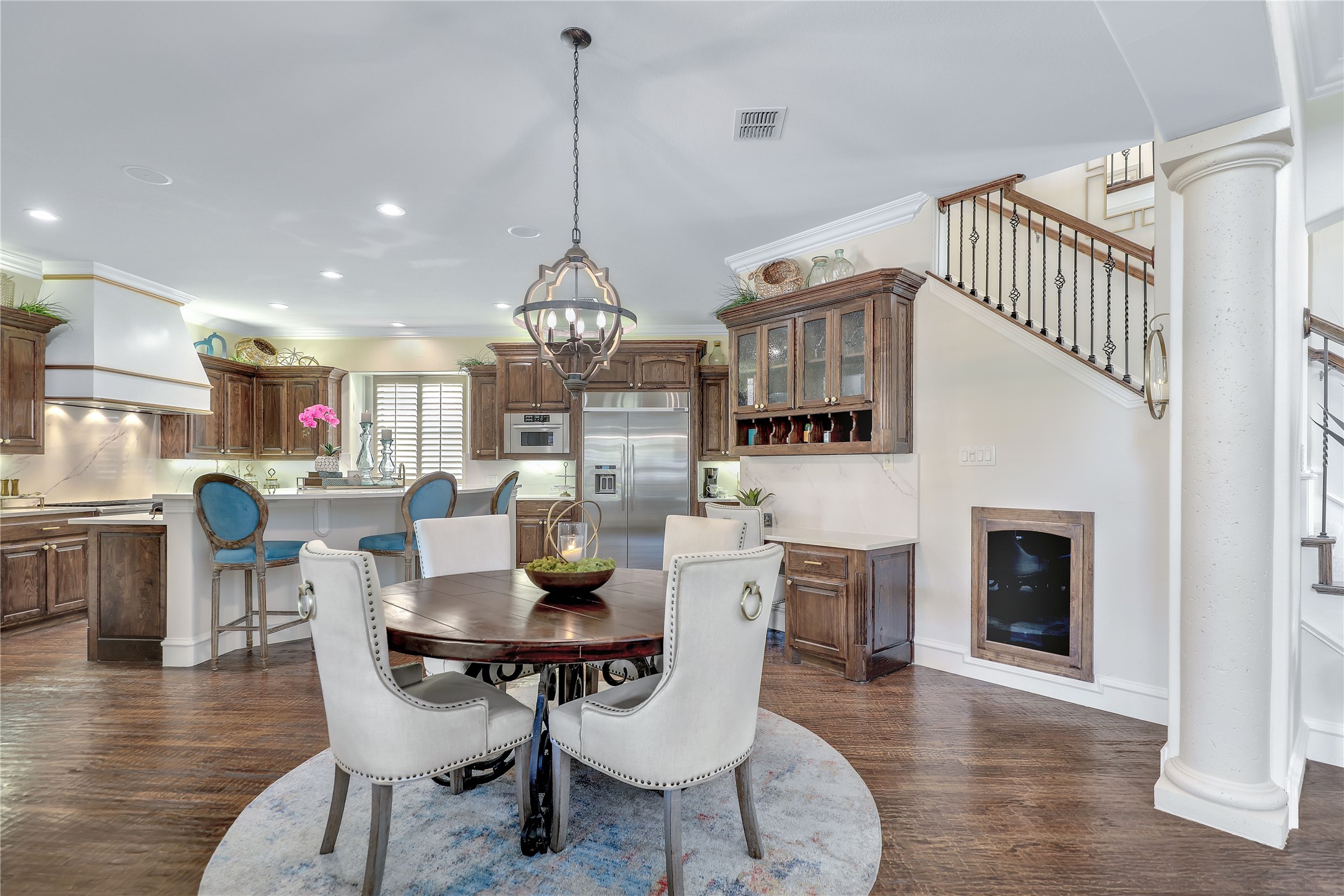 2212 Hague Drive