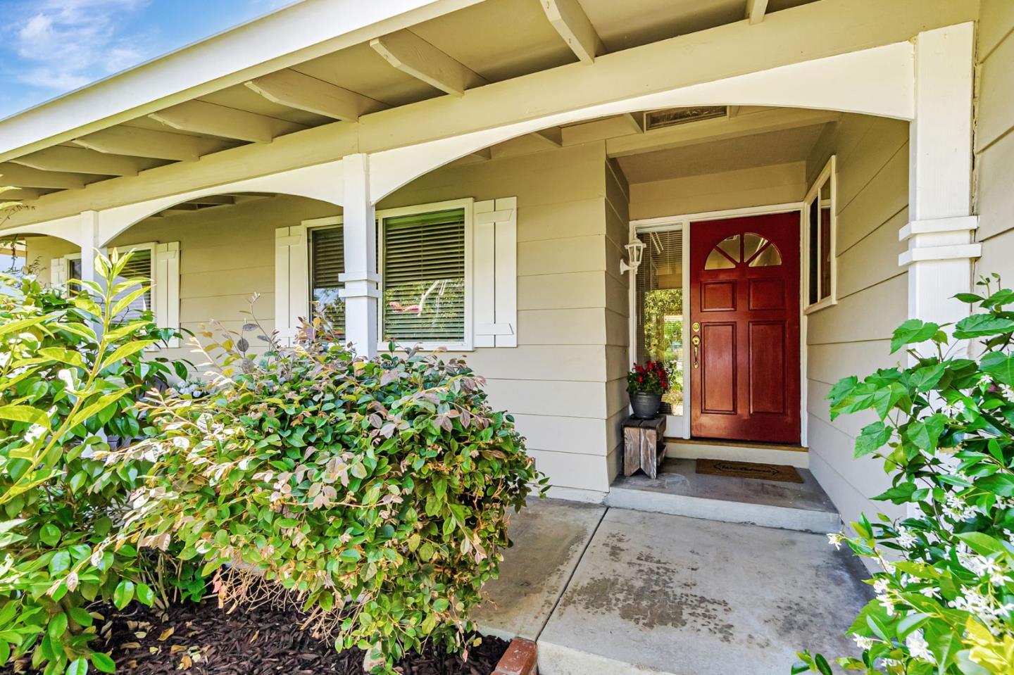 6729 Tannahill Drive