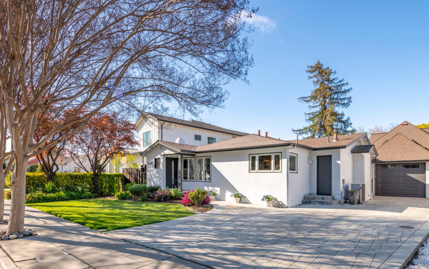1279 Curtiss Avenue