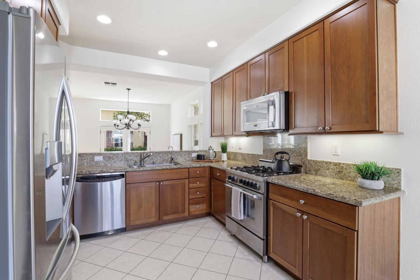 238 Monte Vista
