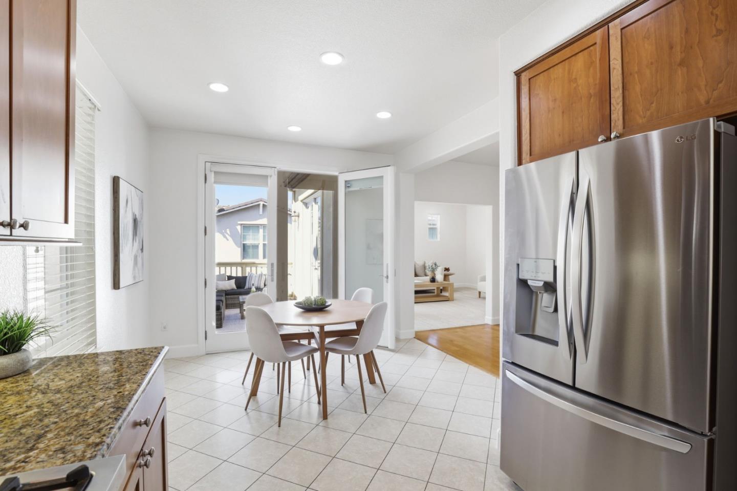 238 Monte Vista