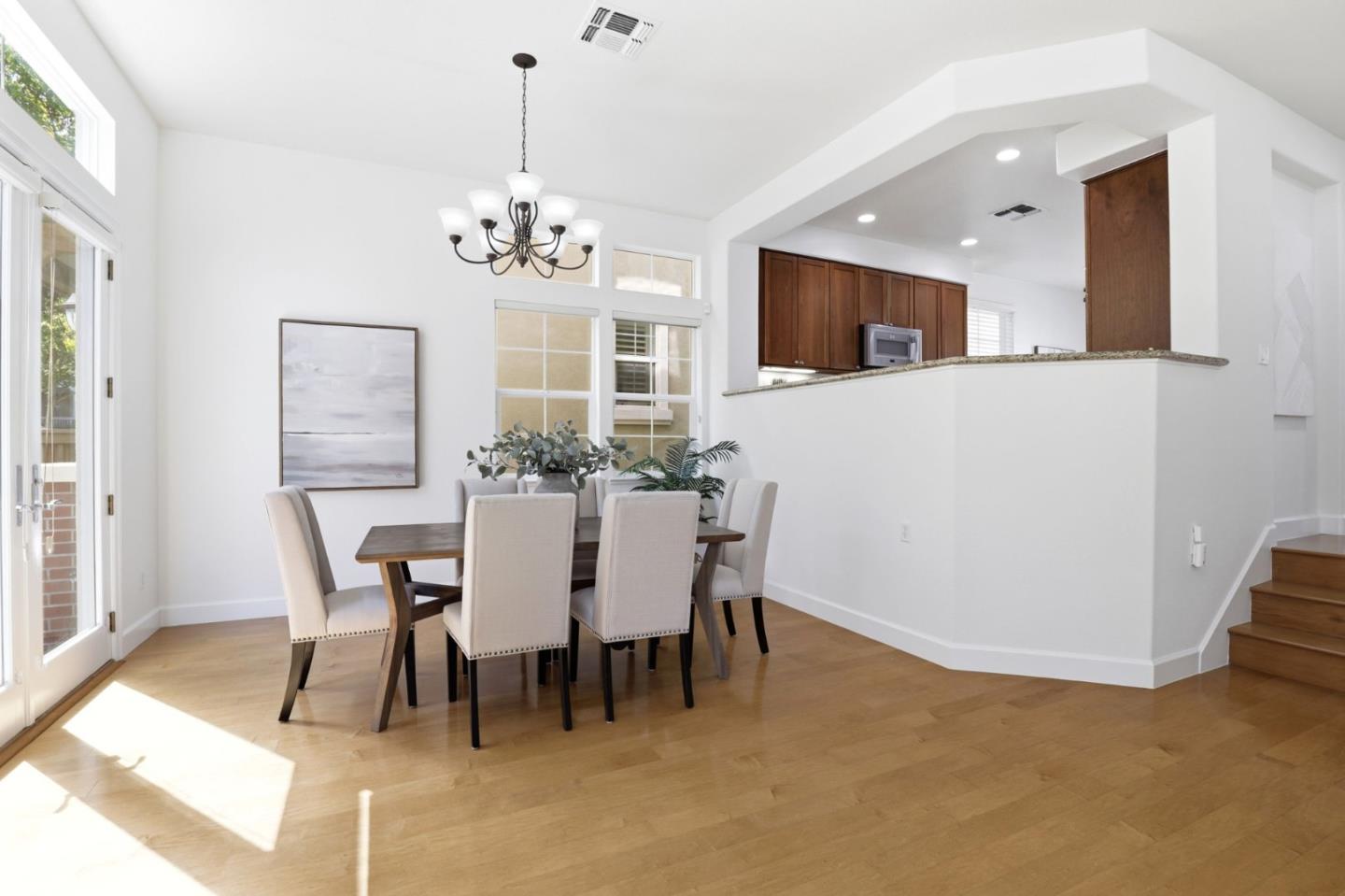 238 Monte Vista