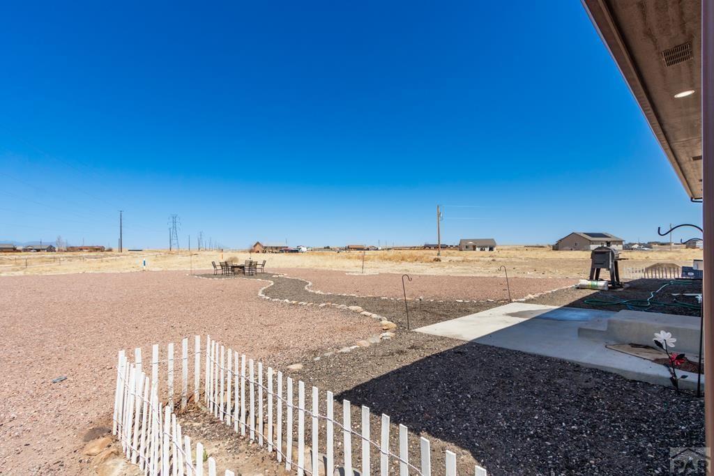 1075 E Buffalo Bill Lane