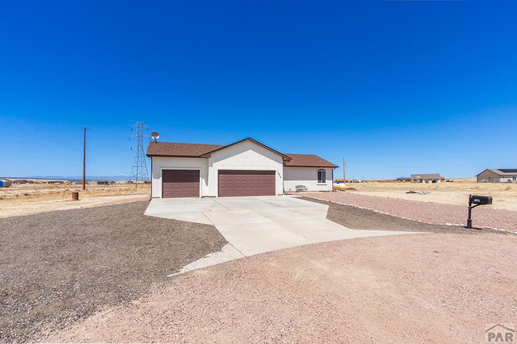 1075 E Buffalo Bill Lane