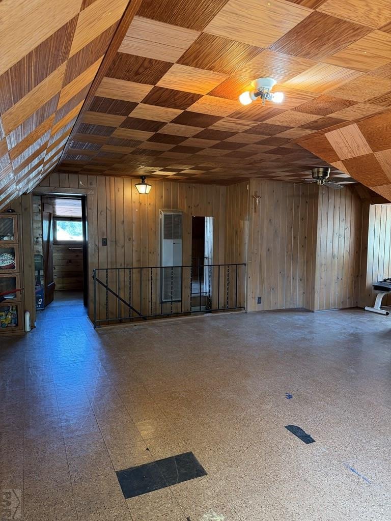 710 Swink Ave