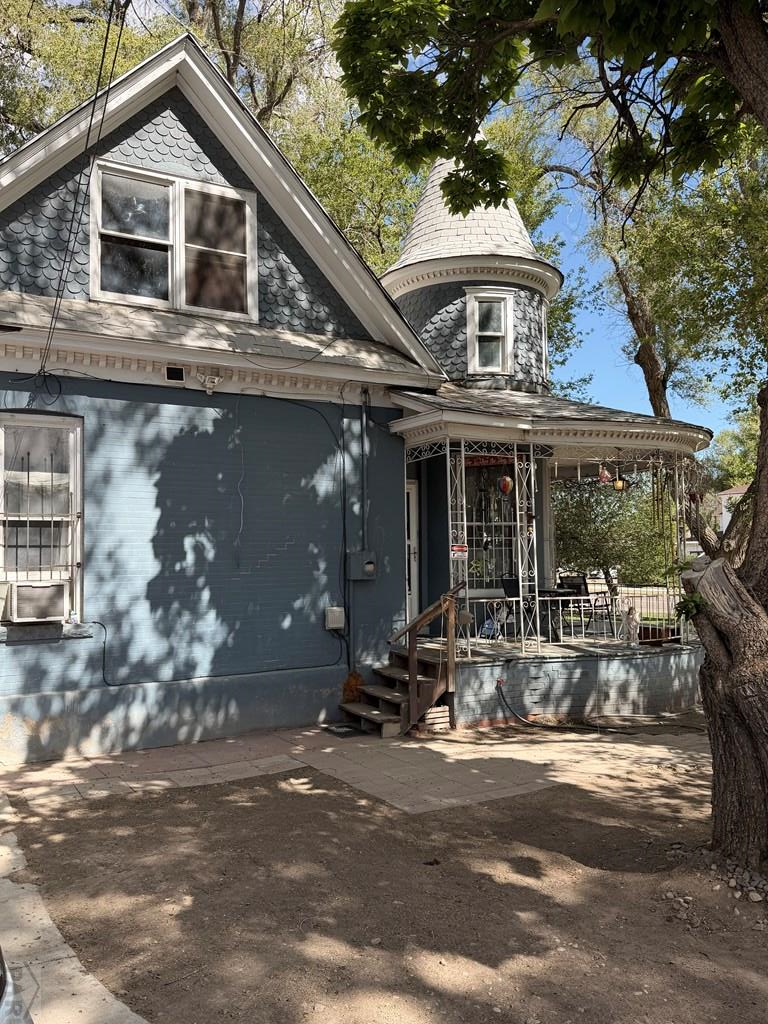 710 Swink Ave