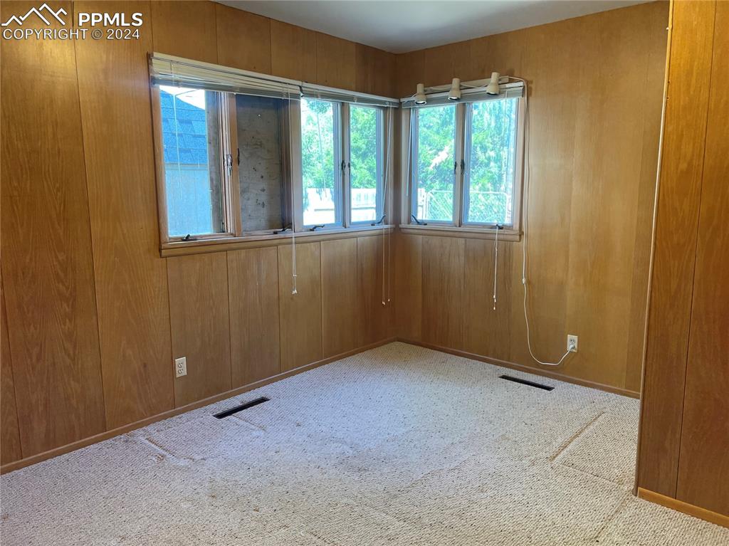 1106 Lowell Drive