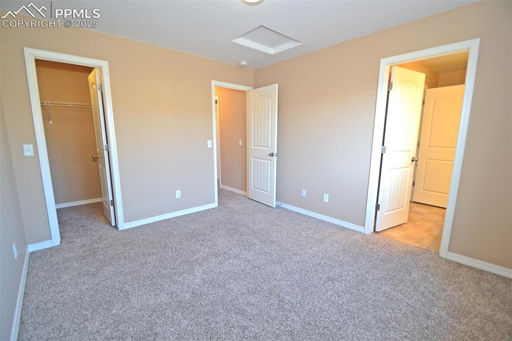 4087 Silver Star Grove