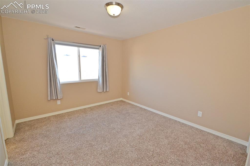 4087 Silver Star Grove
