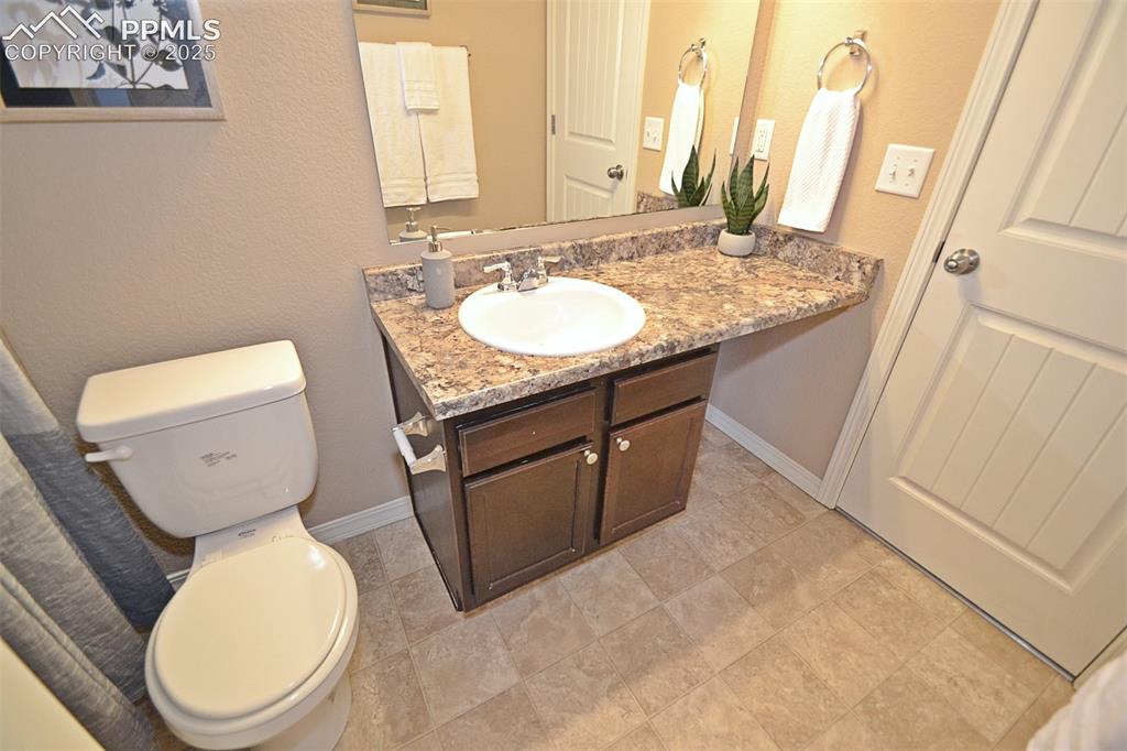 4087 Silver Star Grove