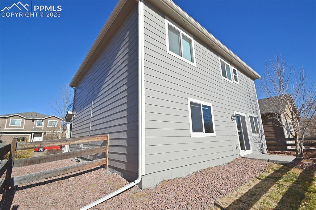 4087 Silver Star Grove