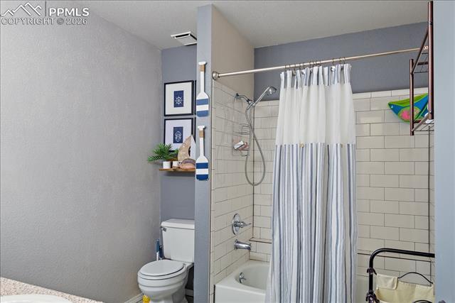 4304 Hunting Meadows Circle