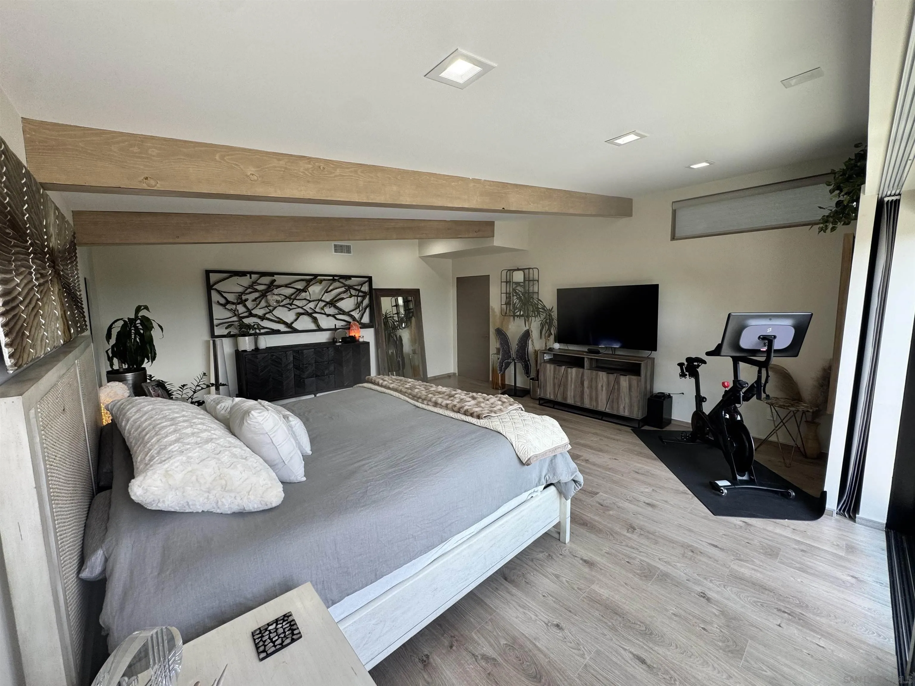 3169 Bremerton