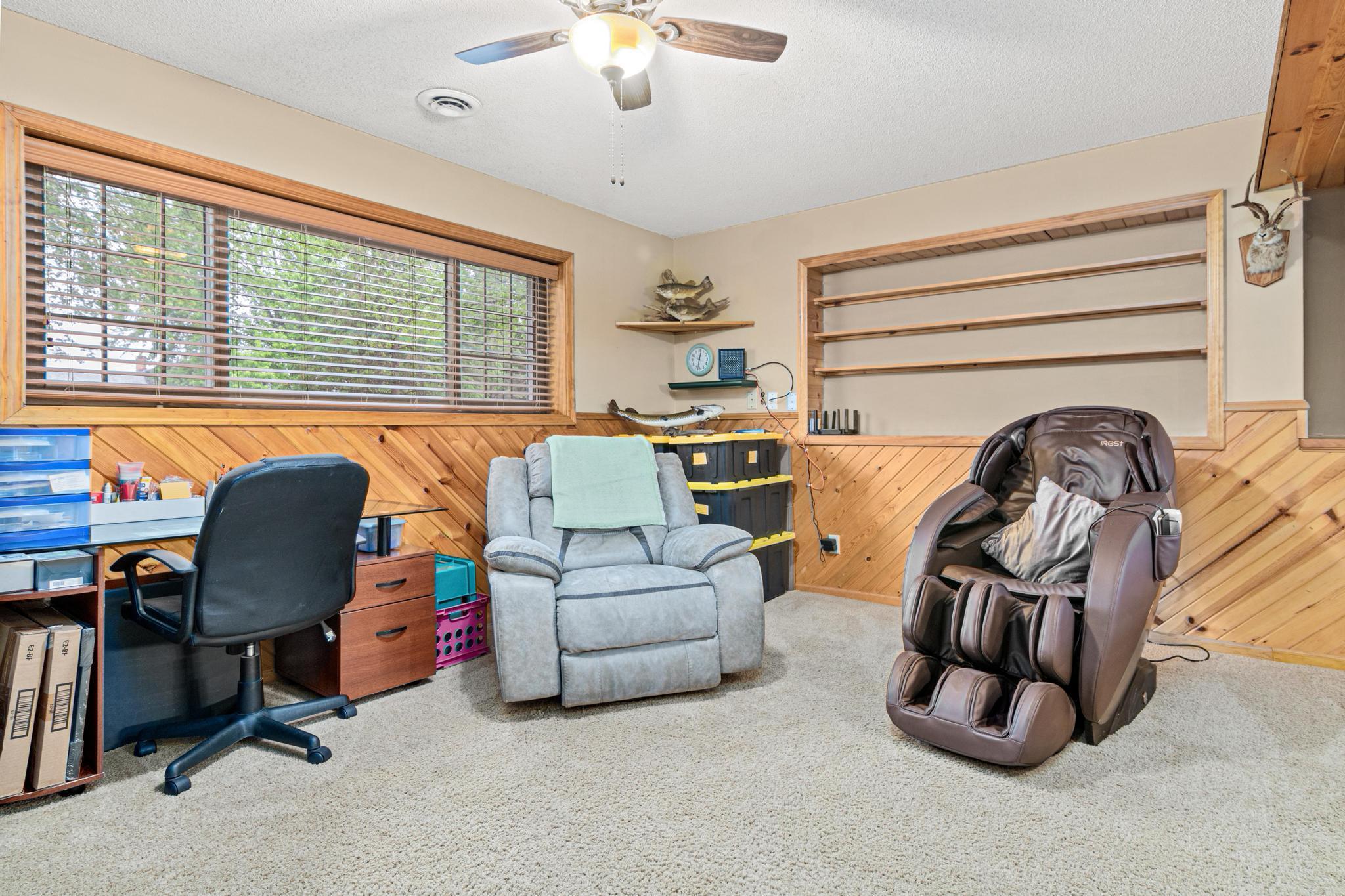 4055 225th Lane NE