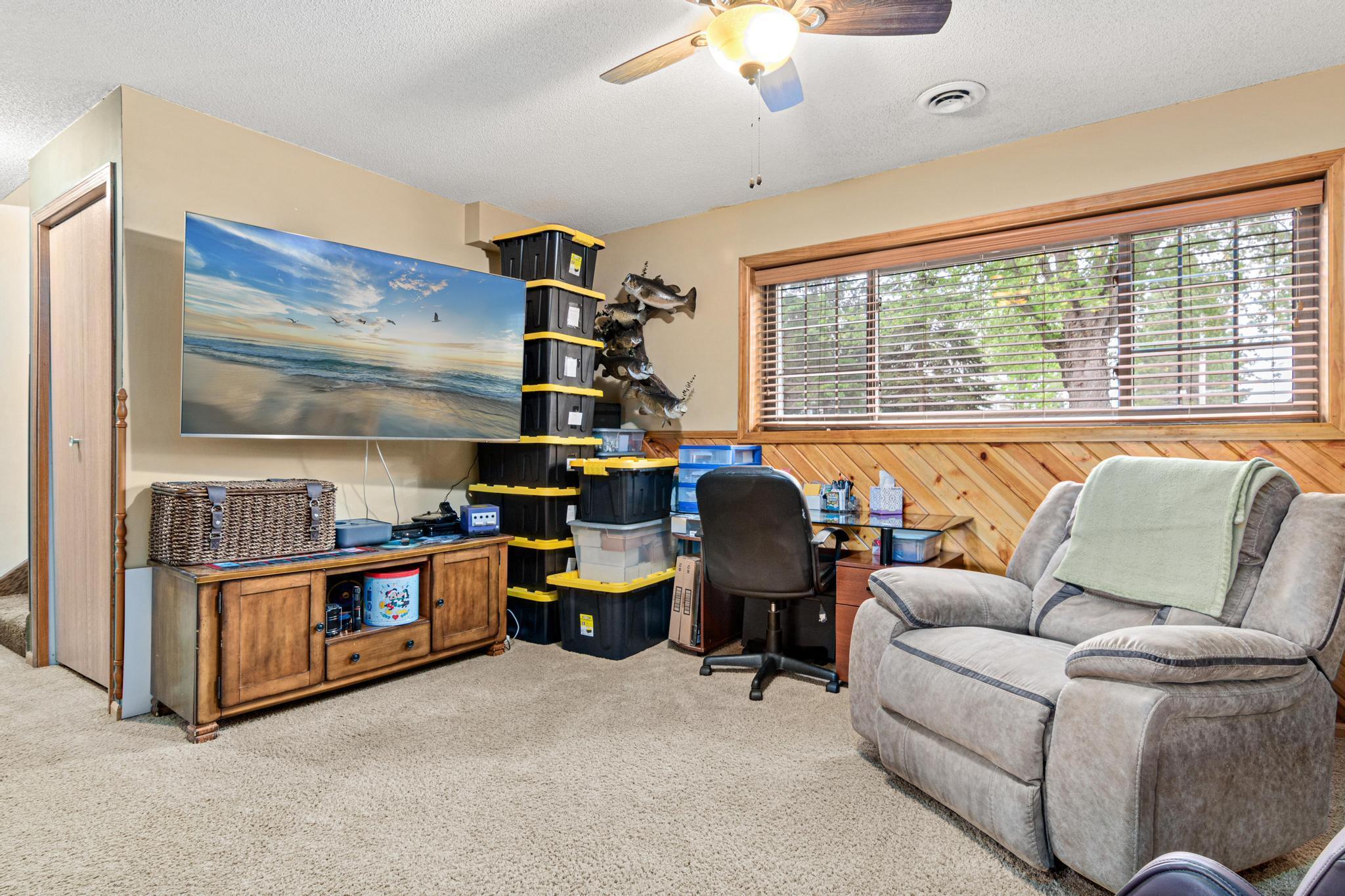 4055 225th Lane NE