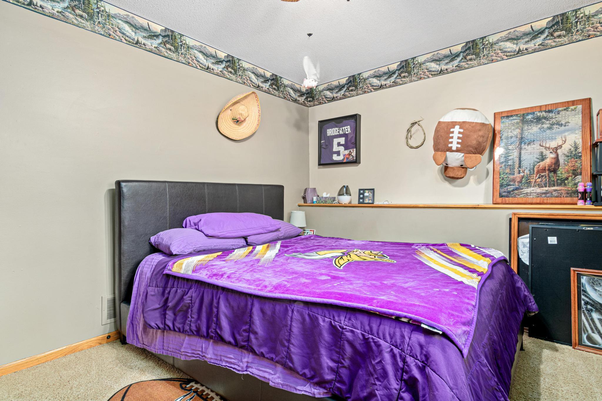 4055 225th Lane NE