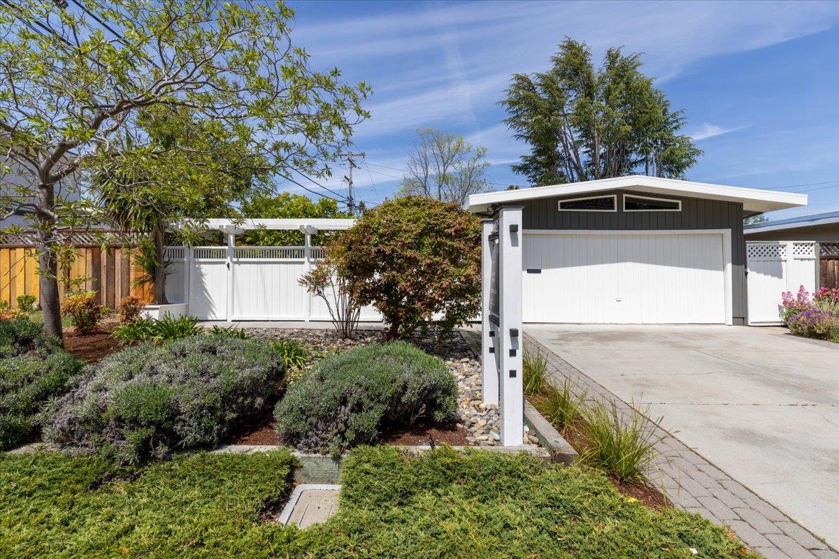 336 Anna Ave
