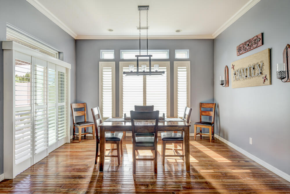 5810 VISTA BONITA NE