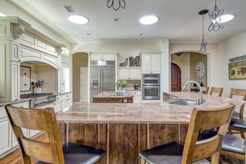 5810 VISTA BONITA NE