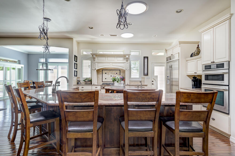 5810 VISTA BONITA NE