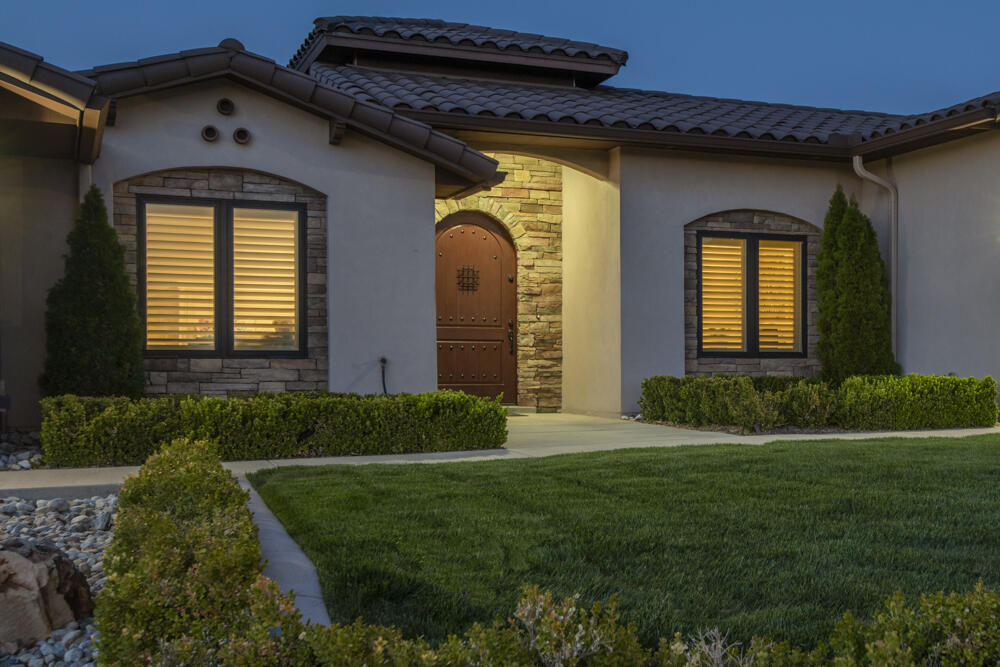 5810 VISTA BONITA NE