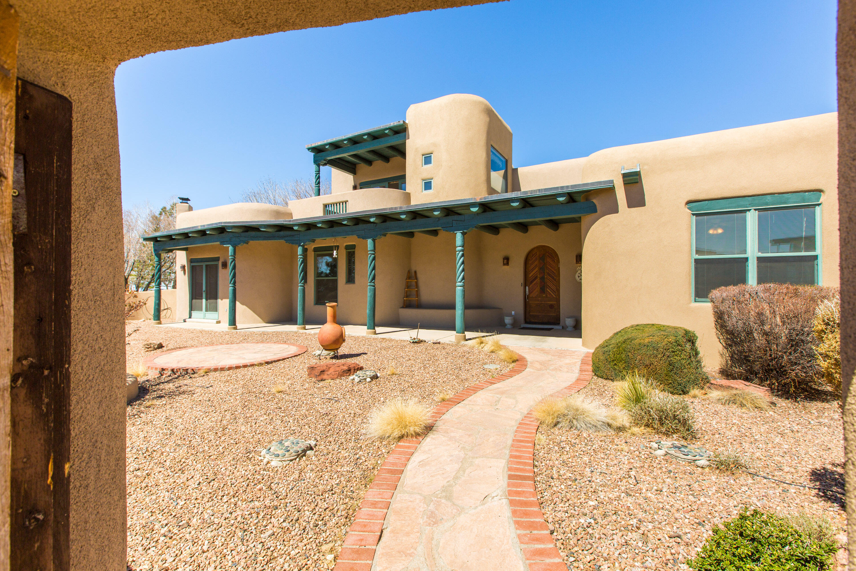 12101 San Antonio Drive NE
