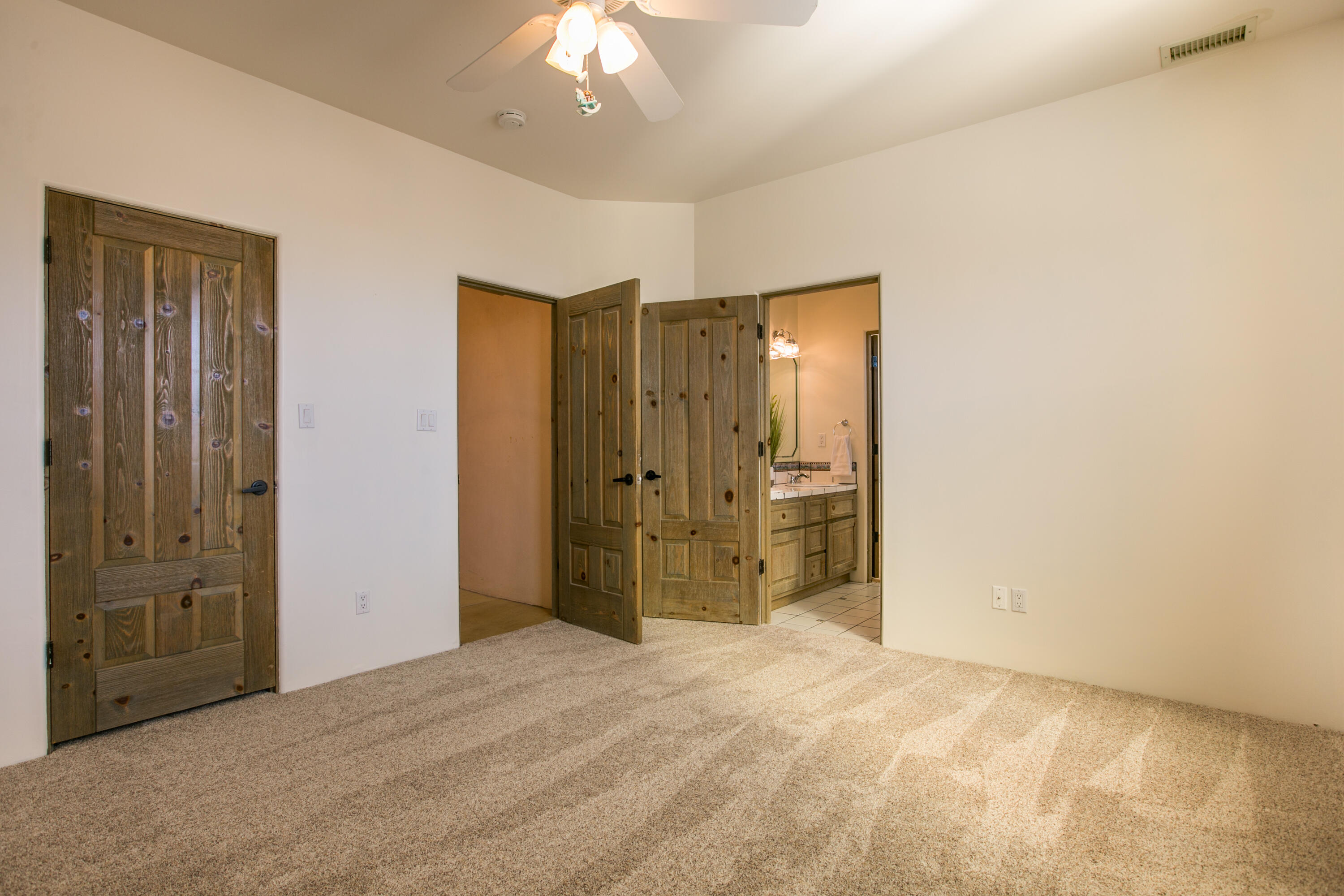 12101 San Antonio Drive NE