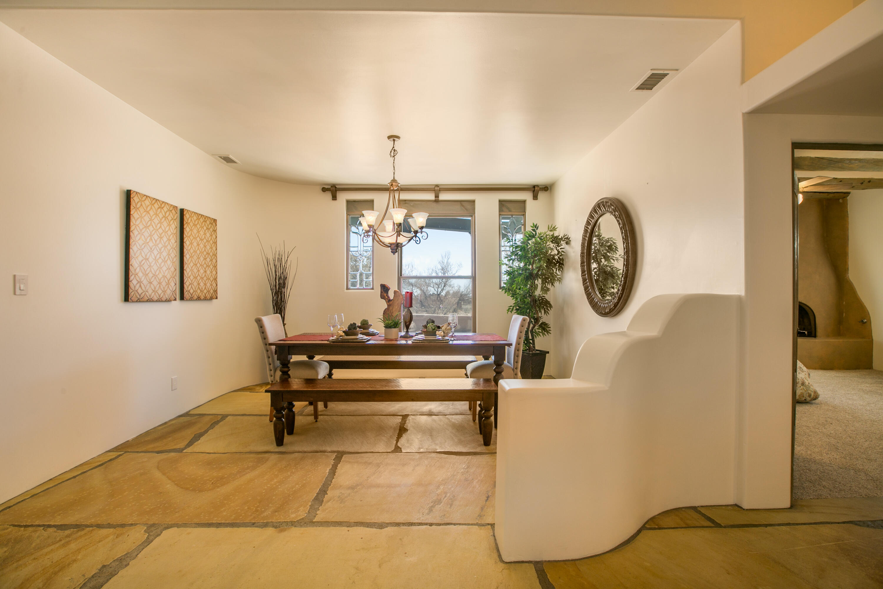 12101 San Antonio Drive NE