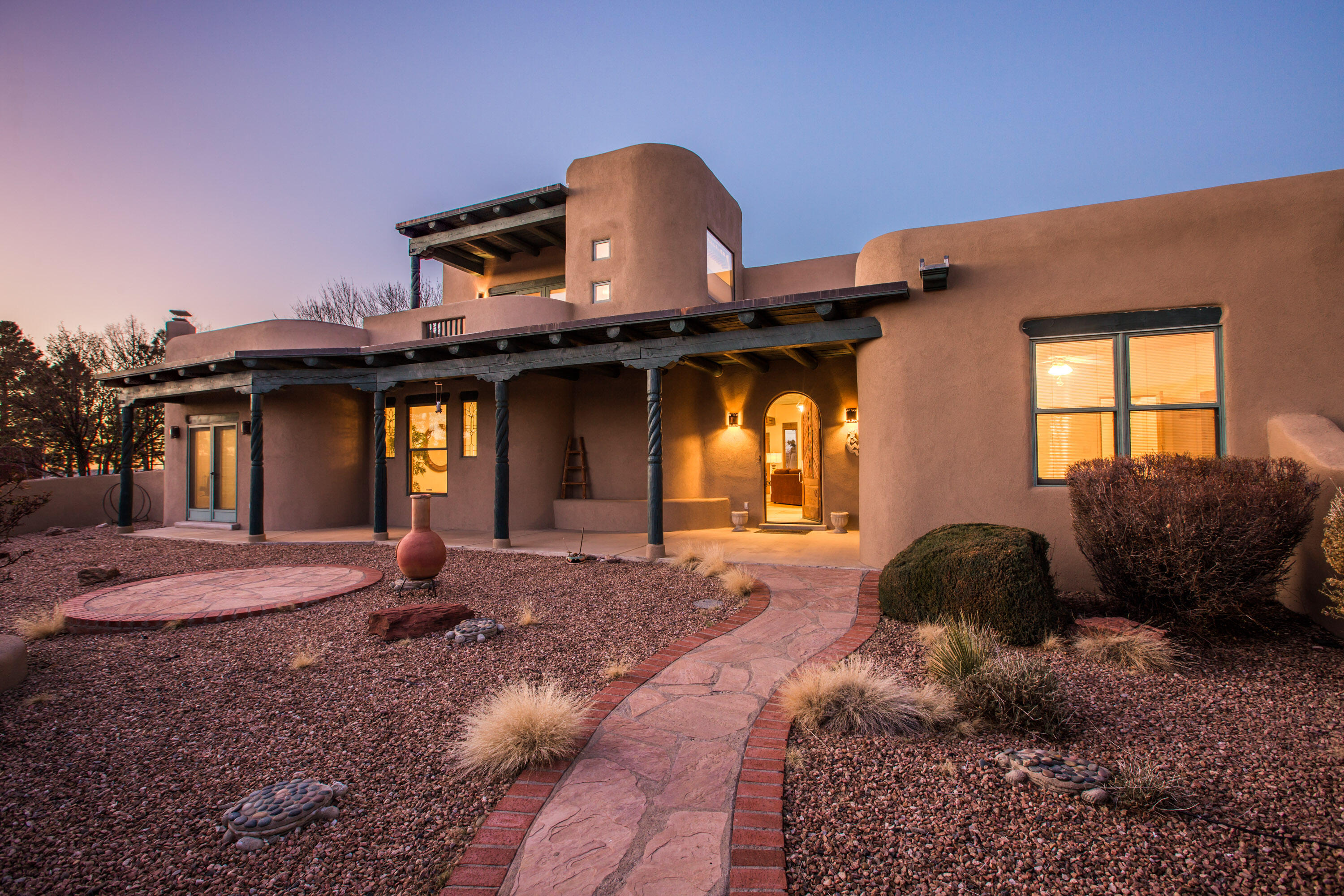 12101 San Antonio Drive NE