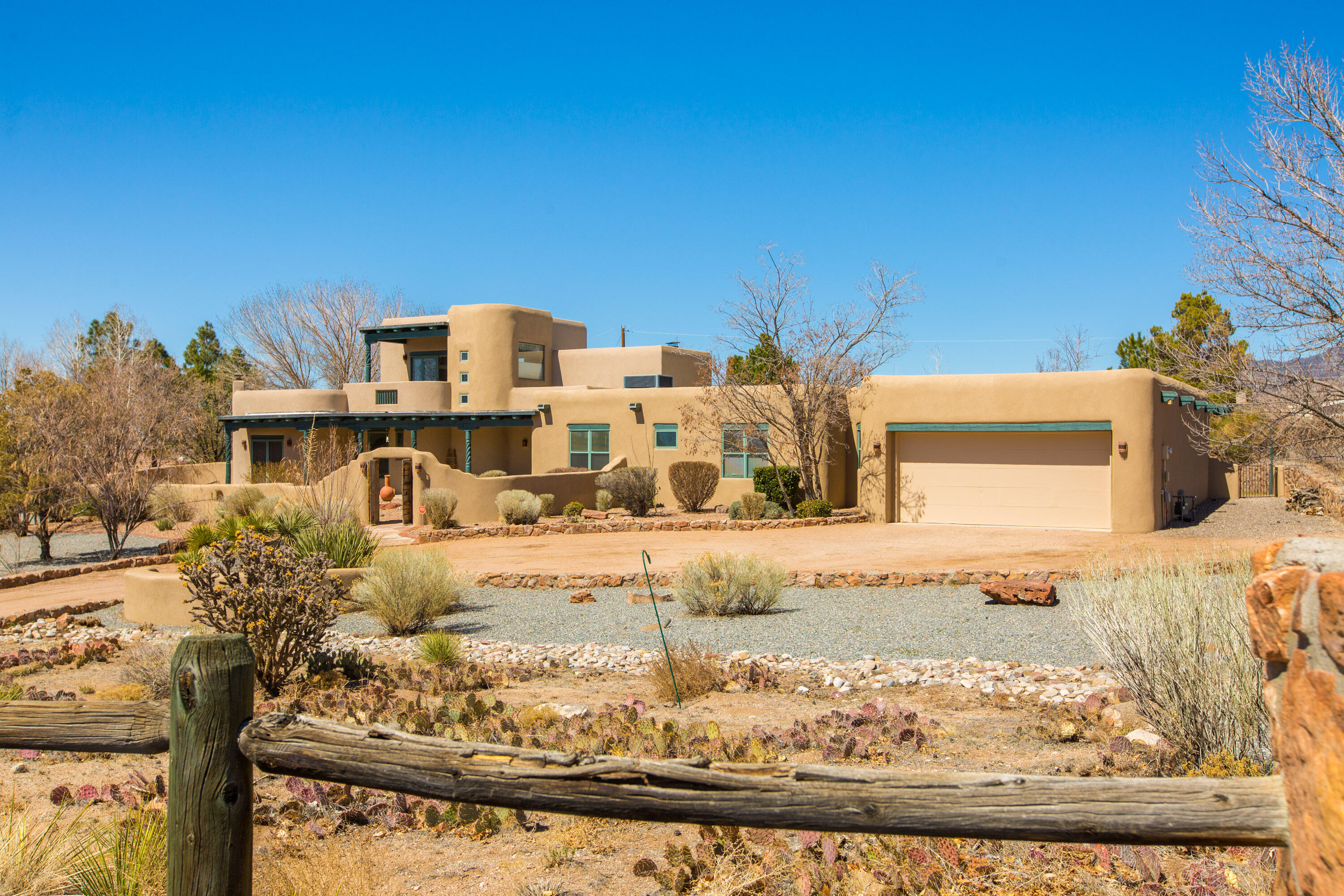 12101 San Antonio Drive NE