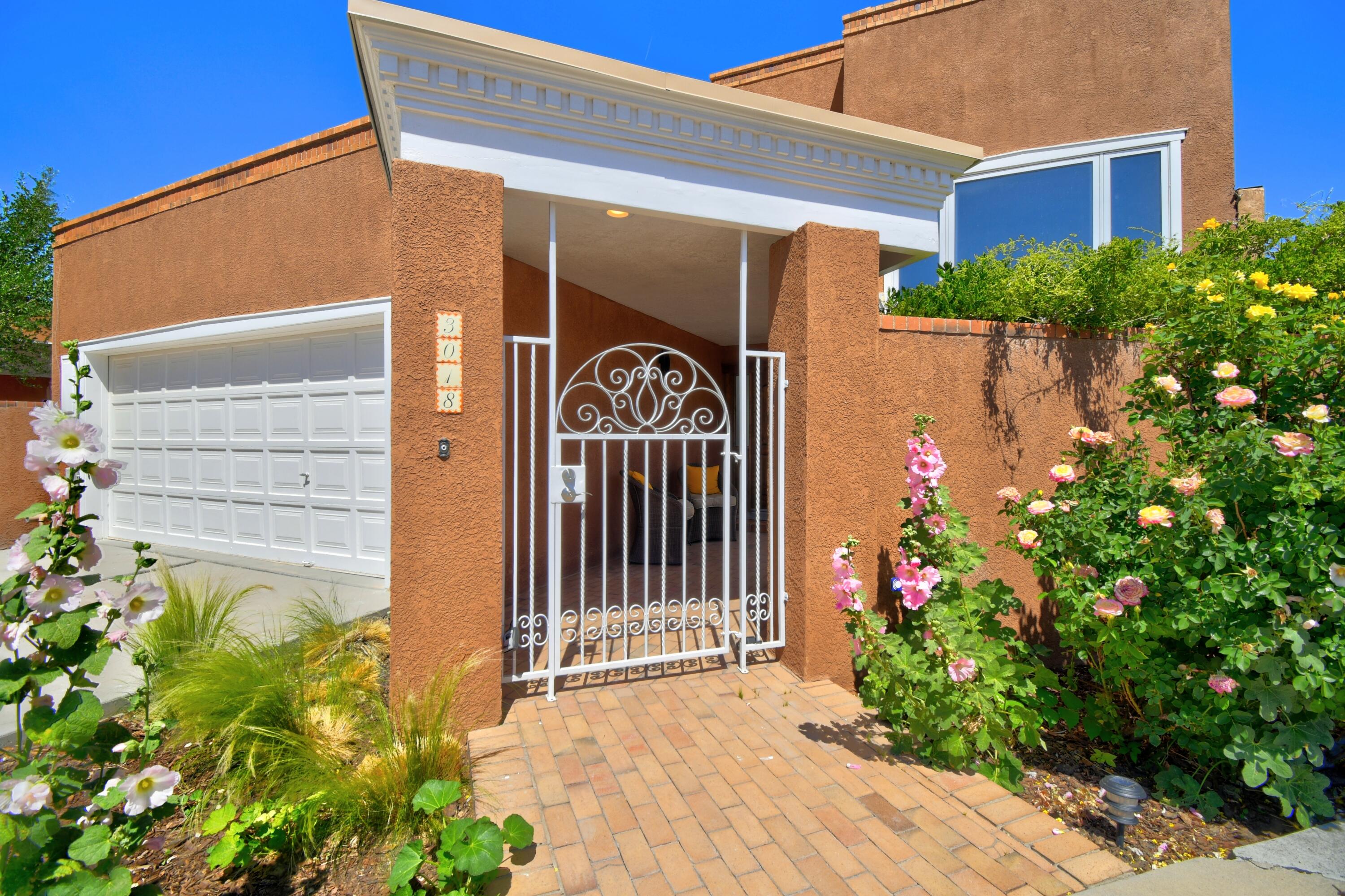 3018 COLONNADE Court NW