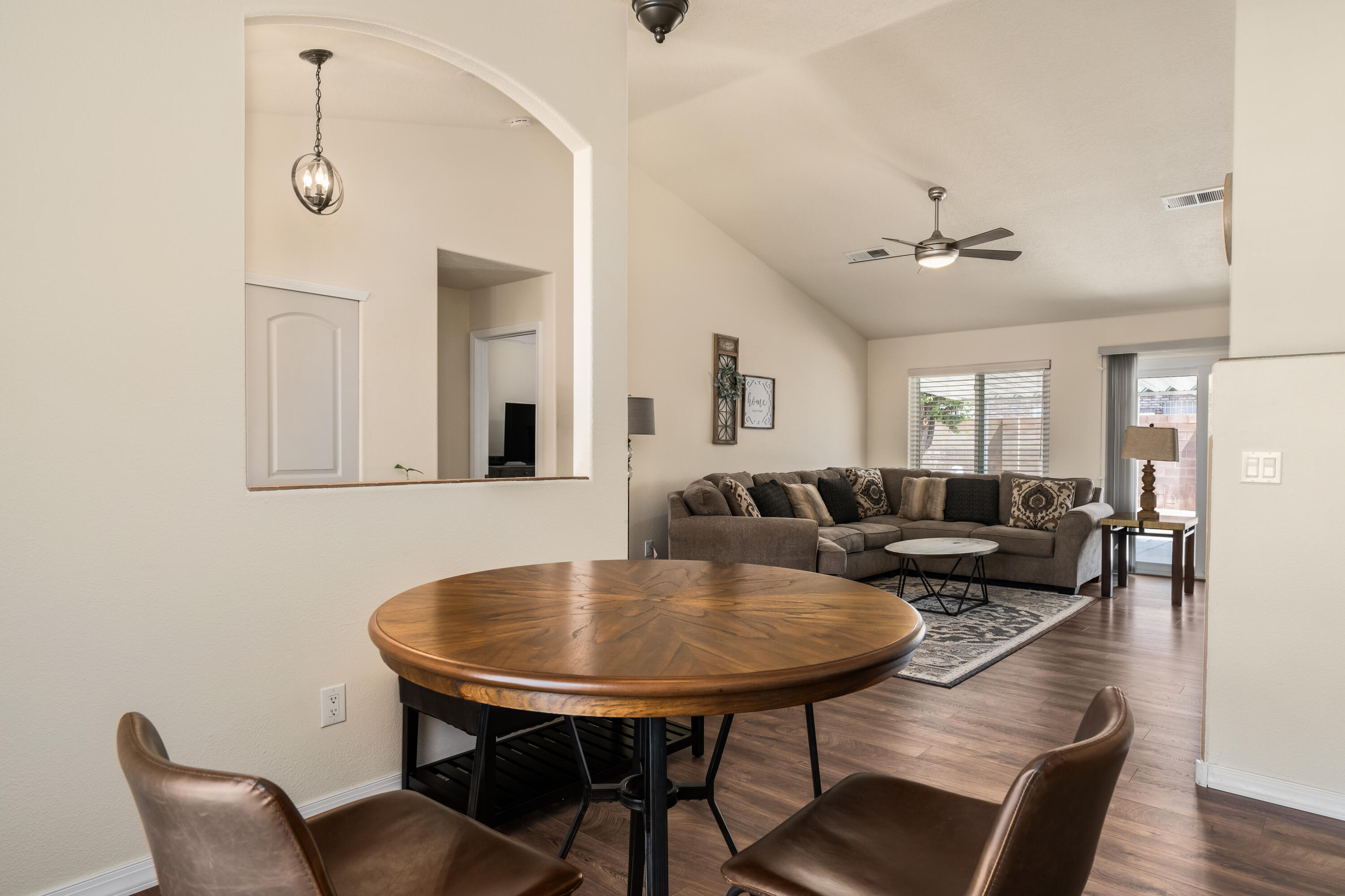 1688 CERRO VISTA Loop NW