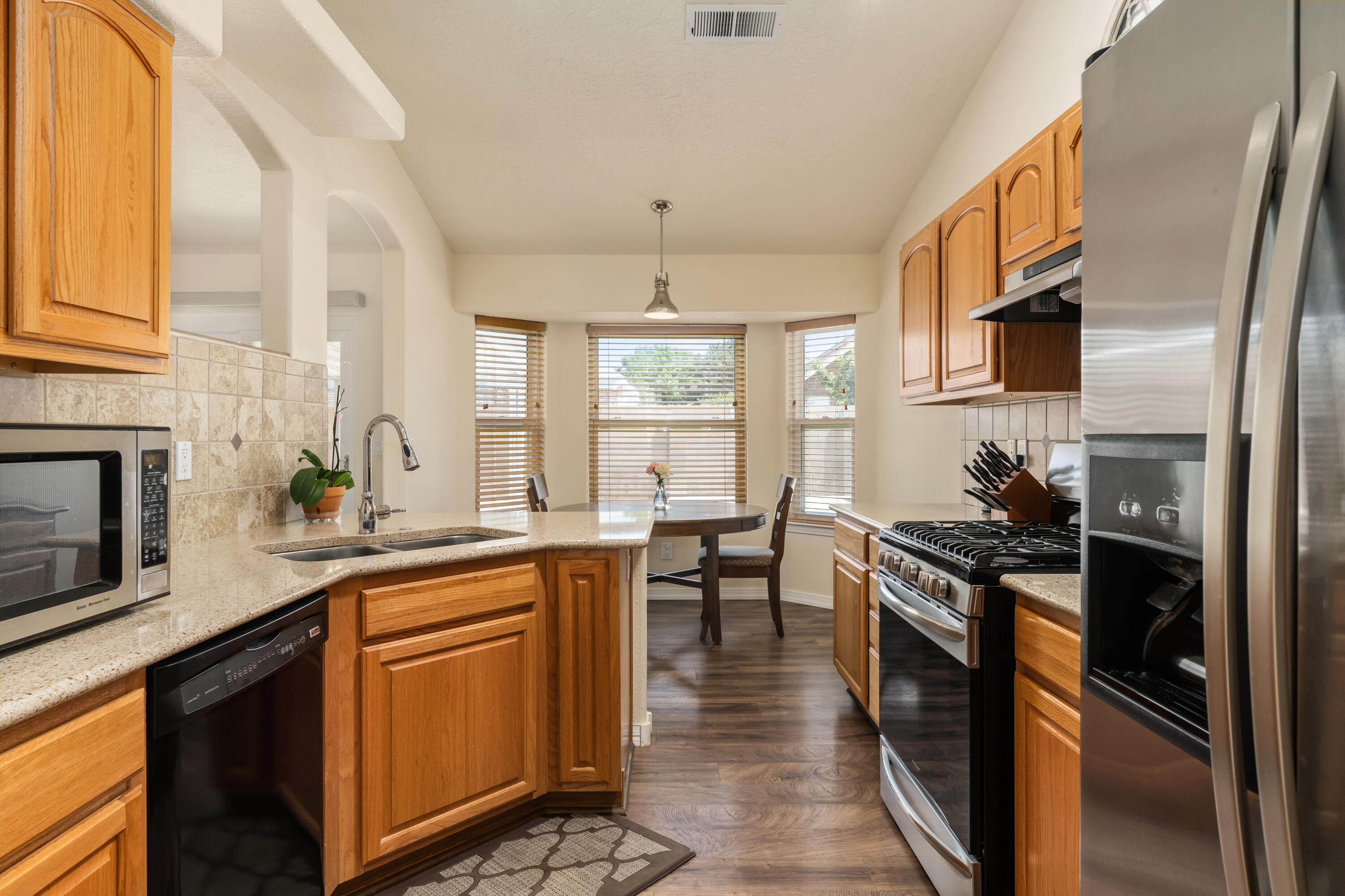 1688 CERRO VISTA Loop NW